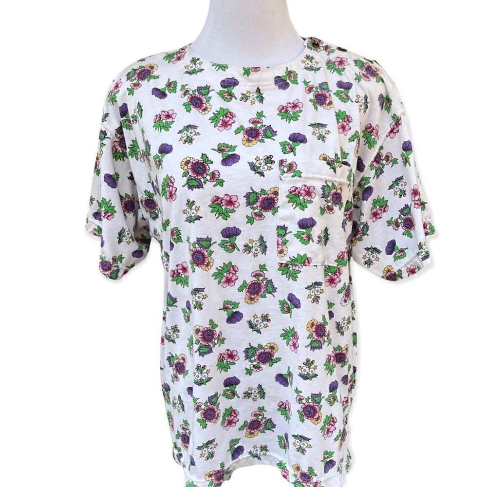 Vintage 80’s/ 90’s Lauren Brooke floral pocket T-shirt L